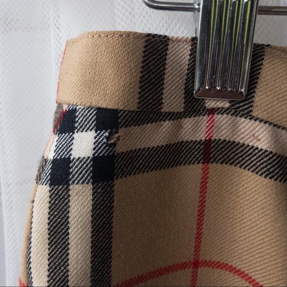 Vintage Plaid Skirt Size Large Fringe Detail at Bottom - Picture 9 of 11